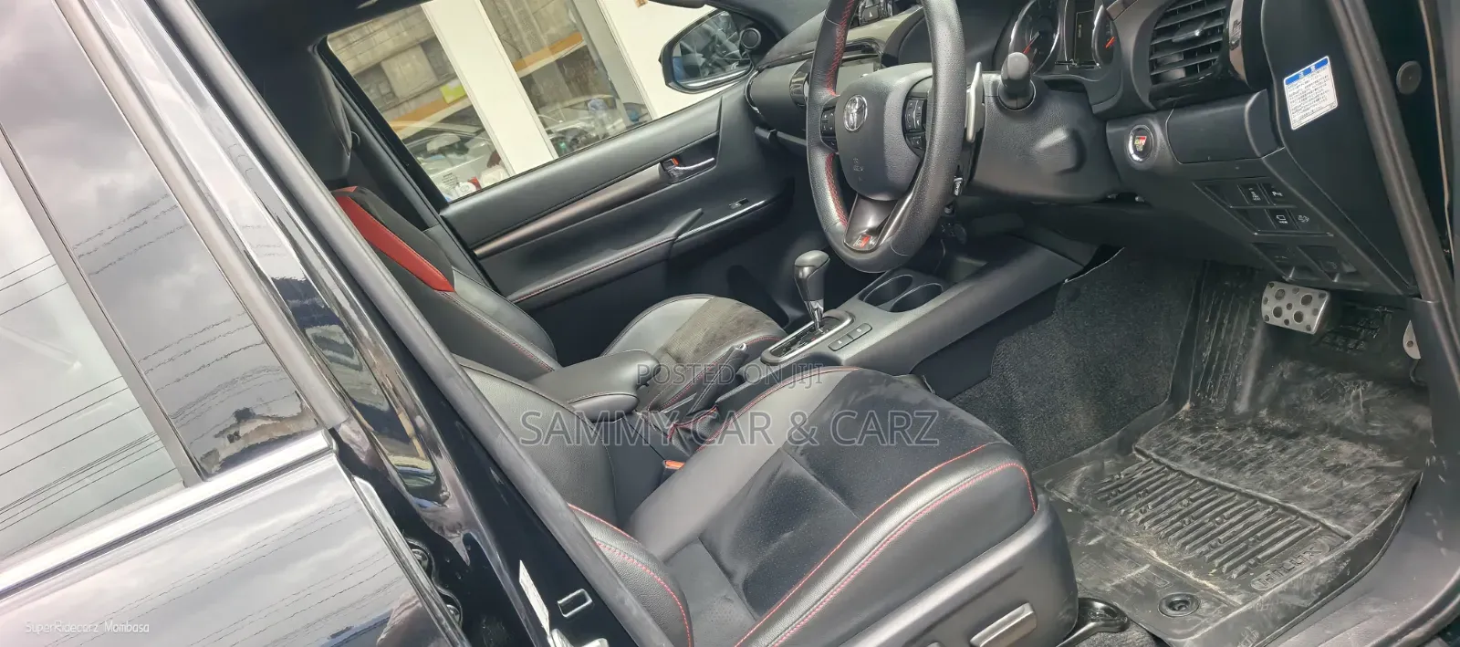 Toyota Hilux 2020 Black