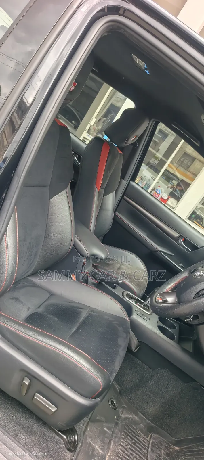 Toyota Hilux 2020 Black
