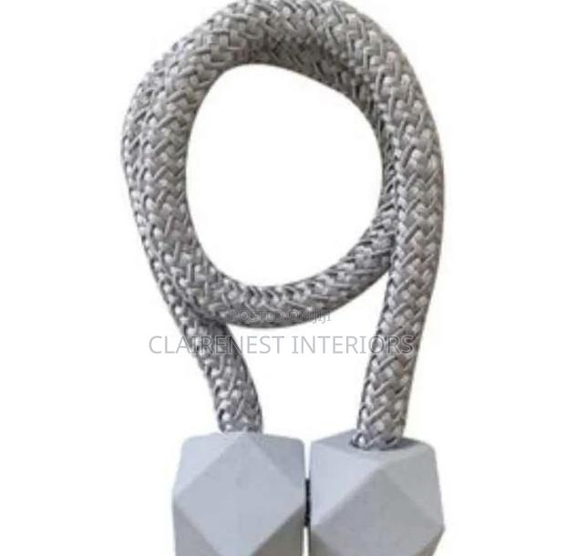 Magnetic Holders for Neat and Stylish Spaces.