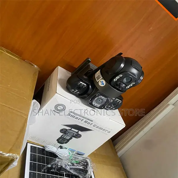 4G Surveillance Cam Triple Lens PTZ Security Cam With Remote Control