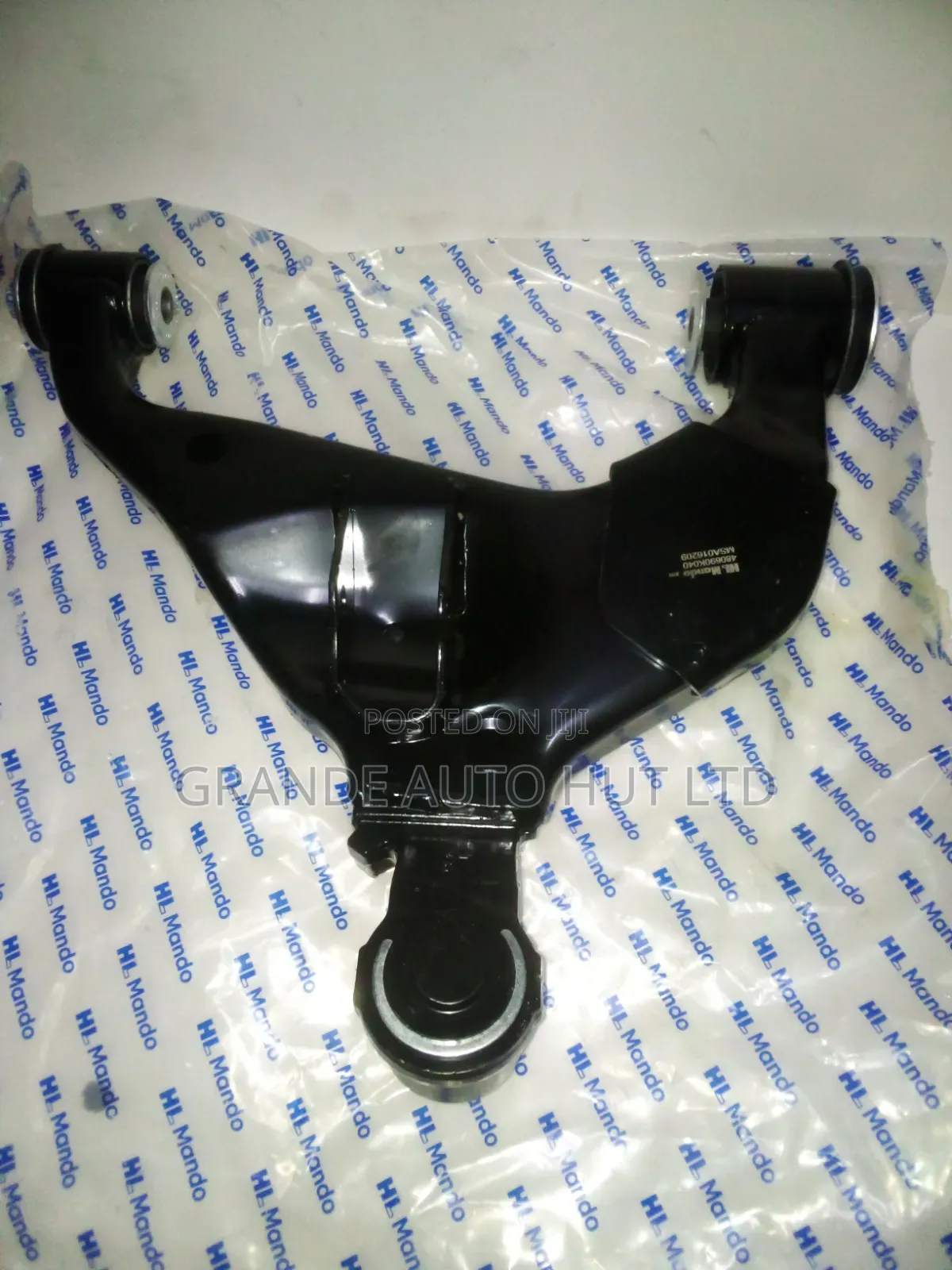 Front Lower Arm Left Toyota Hilux Vigo