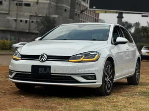 Volkswagen Golf 2019 White