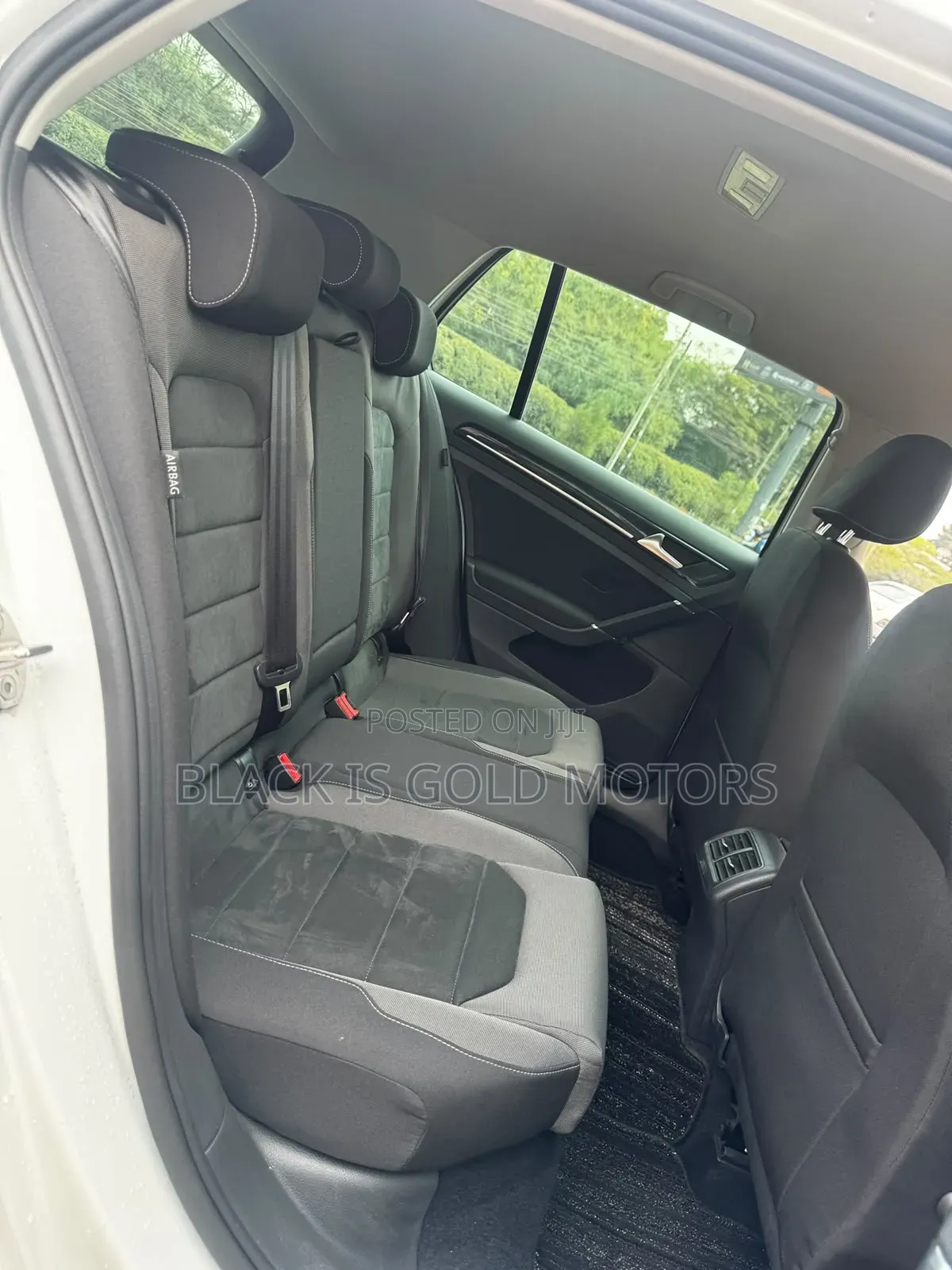 Volkswagen Golf 2019 White