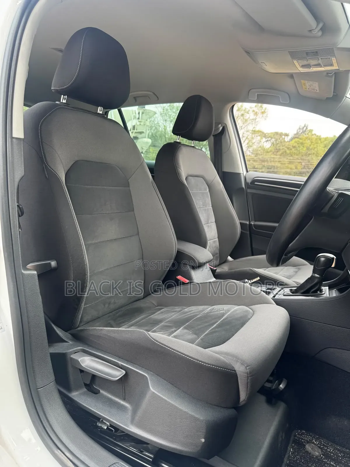 Volkswagen Golf 2019 White
