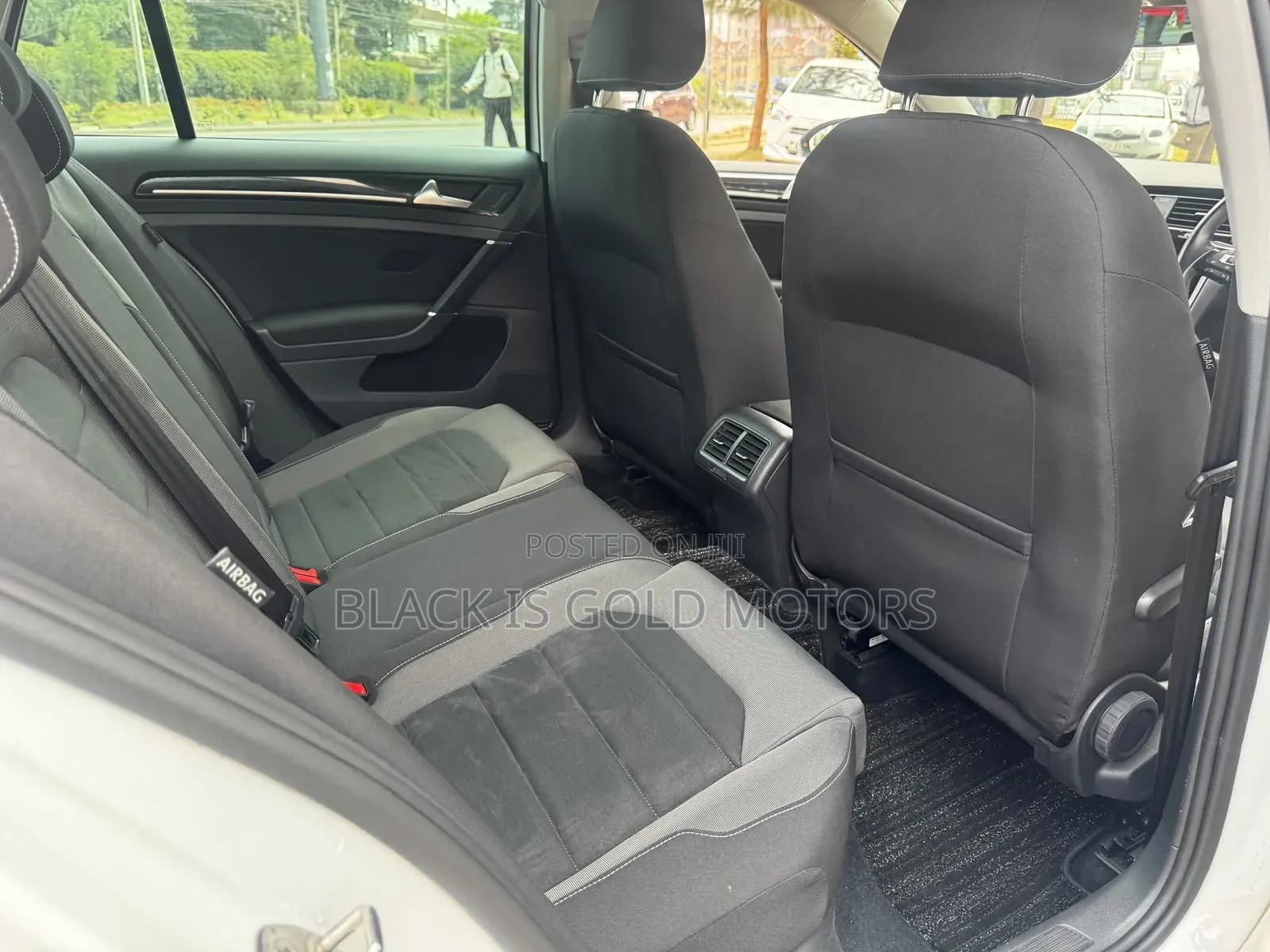 Volkswagen Golf 2019 White
