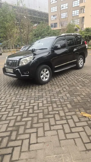 Toyota Land Cruiser Prado 2012 Black