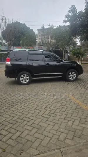 Toyota Land Cruiser Prado 2012 Black