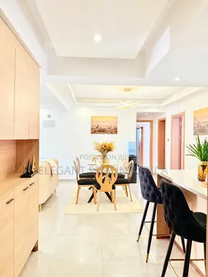 Cozy 3 Bed in Riverside at Per Day