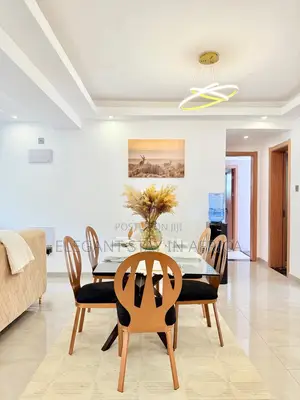 Cozy 3 Bed in Riverside at Per Day