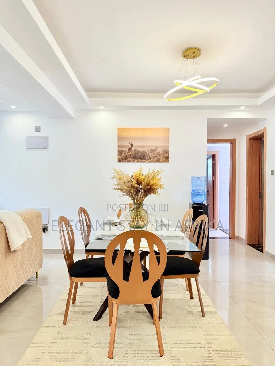 Cozy 3 Bed in Riverside at Per Day