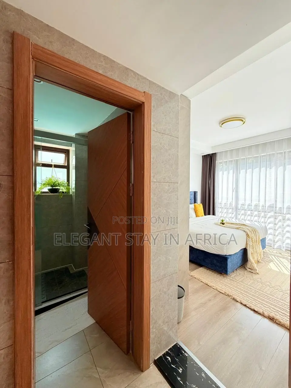 Cozy 3 Bed in Riverside at Per Day