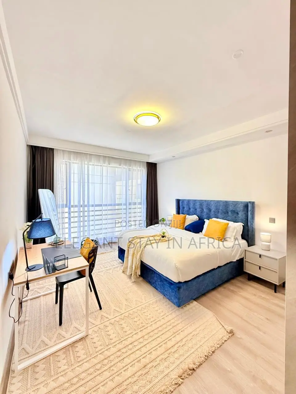 Cozy 3 Bed in Riverside at Per Day