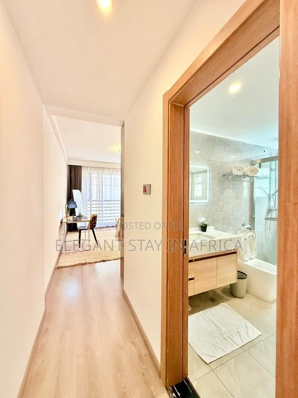Cozy 3 Bed in Riverside at Per Day