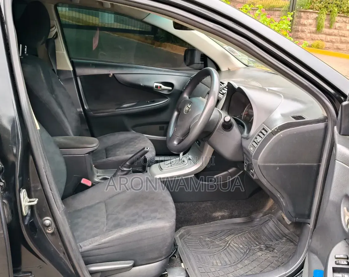 Toyota Corolla Fielder 2011 Black