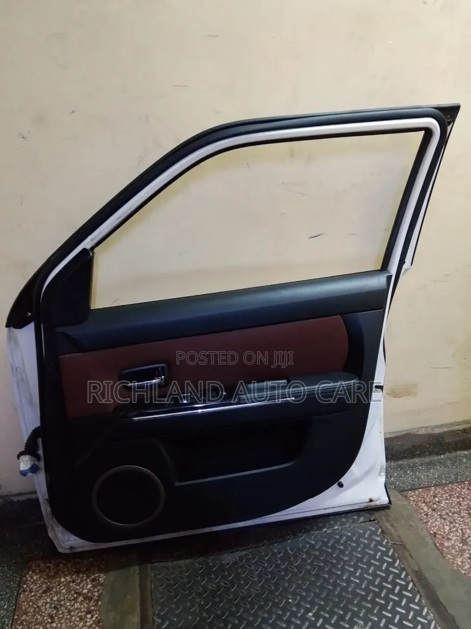 Front Door Mazda Verisa 2009