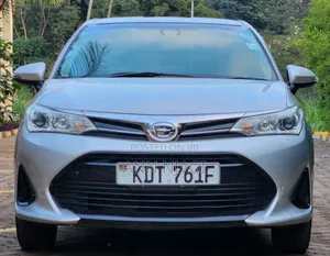Toyota Axio 2018 Silver