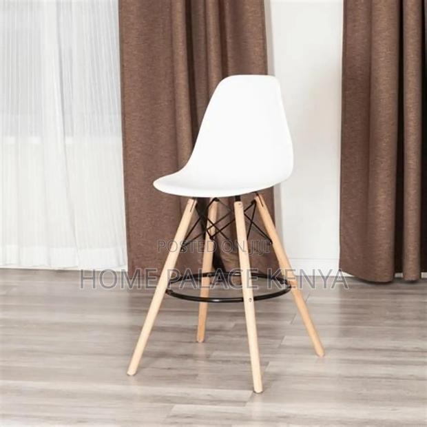 Eames Bar Stool; Stylish Eames Counter Height Bar Stool for Home