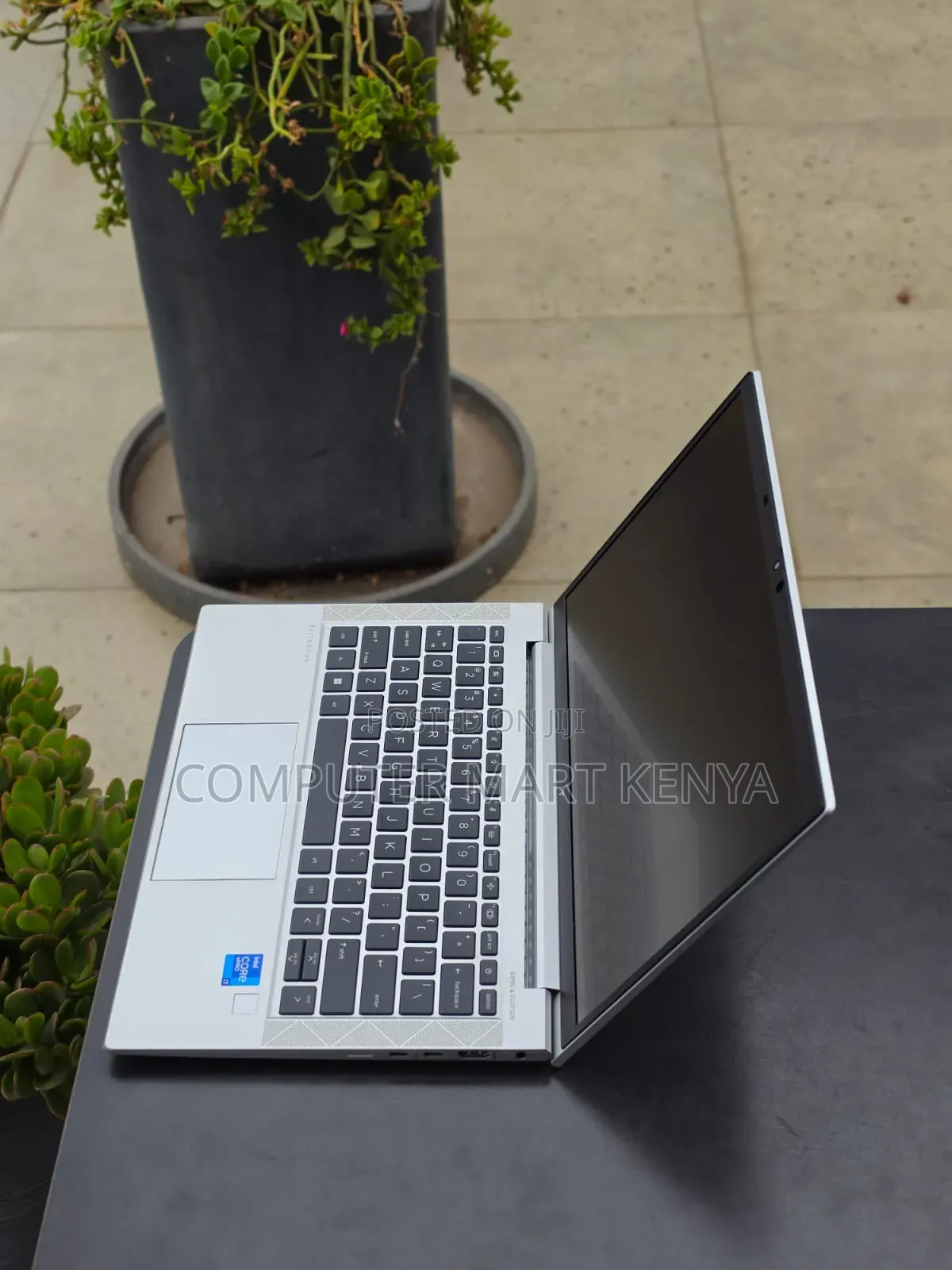 Laptop HP EliteBook 830 G8 16GB Intel Core i7 SSD 512GB