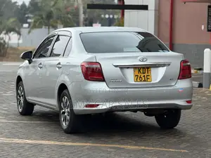 Toyota Axio 2018 Silver