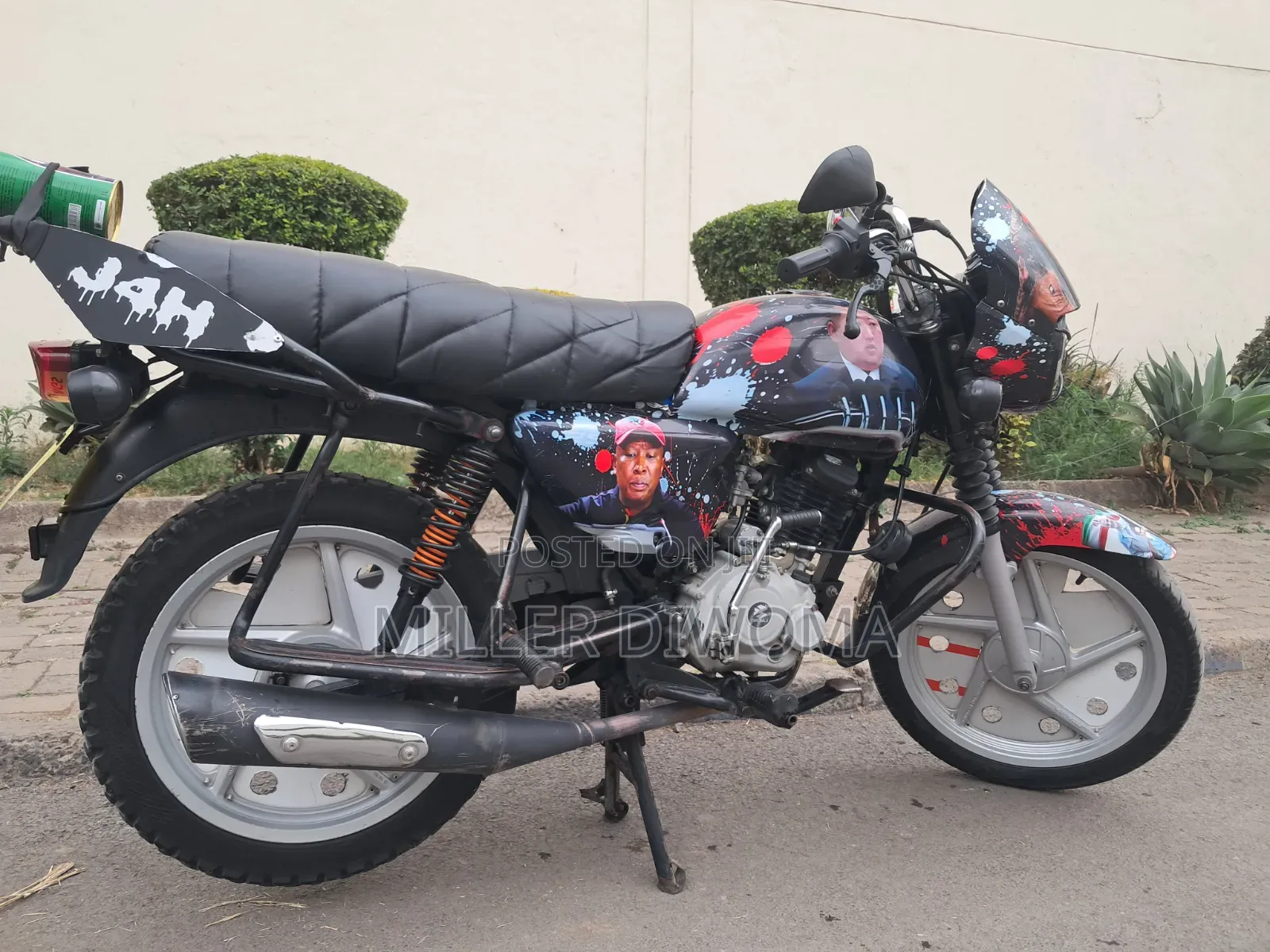 Bajaj Boxer 125 2025 Blue