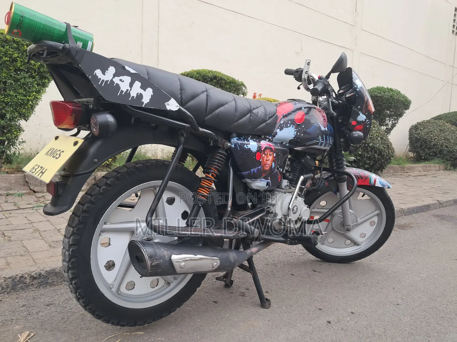 Bajaj Boxer 125 2025 Blue