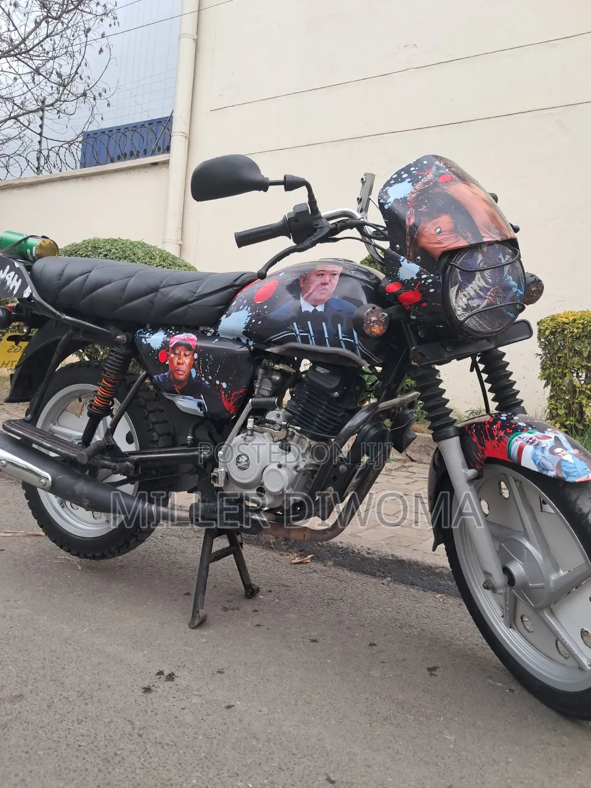 Bajaj Boxer 125 2025 Blue