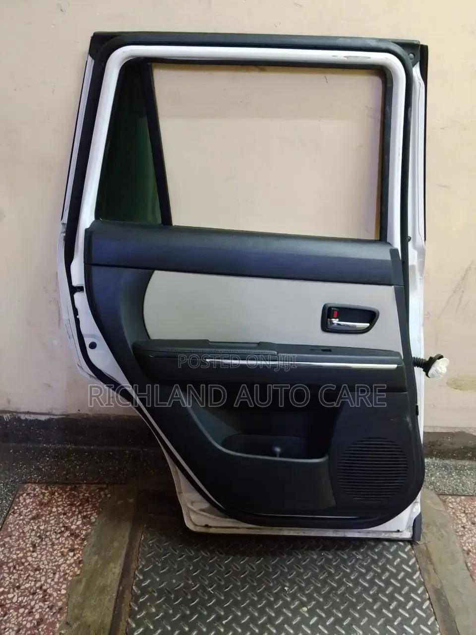 Mazda Verisa Rear Door Year 2011
