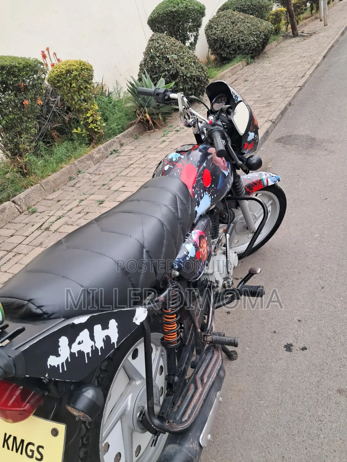 Bajaj Boxer 125 2025 Blue