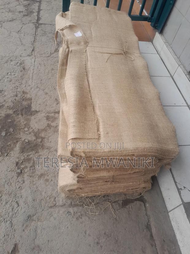 Hessian Cloth Bale 457mtrs 90z