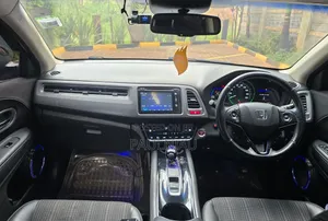 Honda Vezel 2015