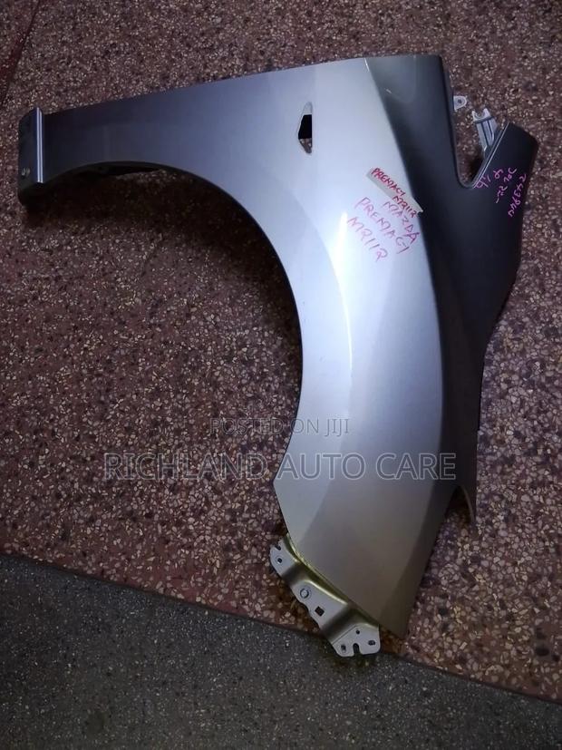Mazda Premacy Fender Year 2011 - thumbnail 4