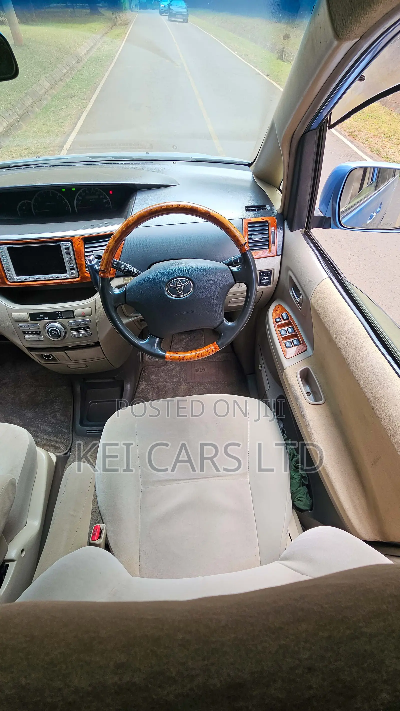 Toyota Noah 2006 Blue