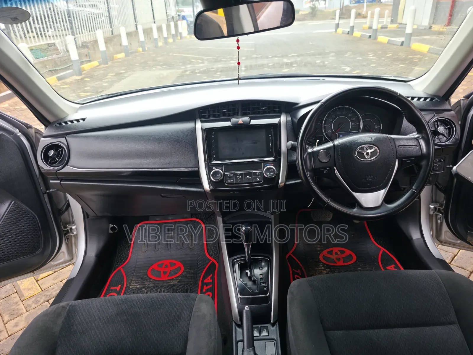 Toyota Axio 2018 Silver