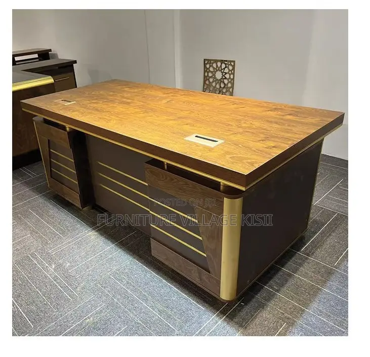 Office Desk: 1400mm Executive Office Desk