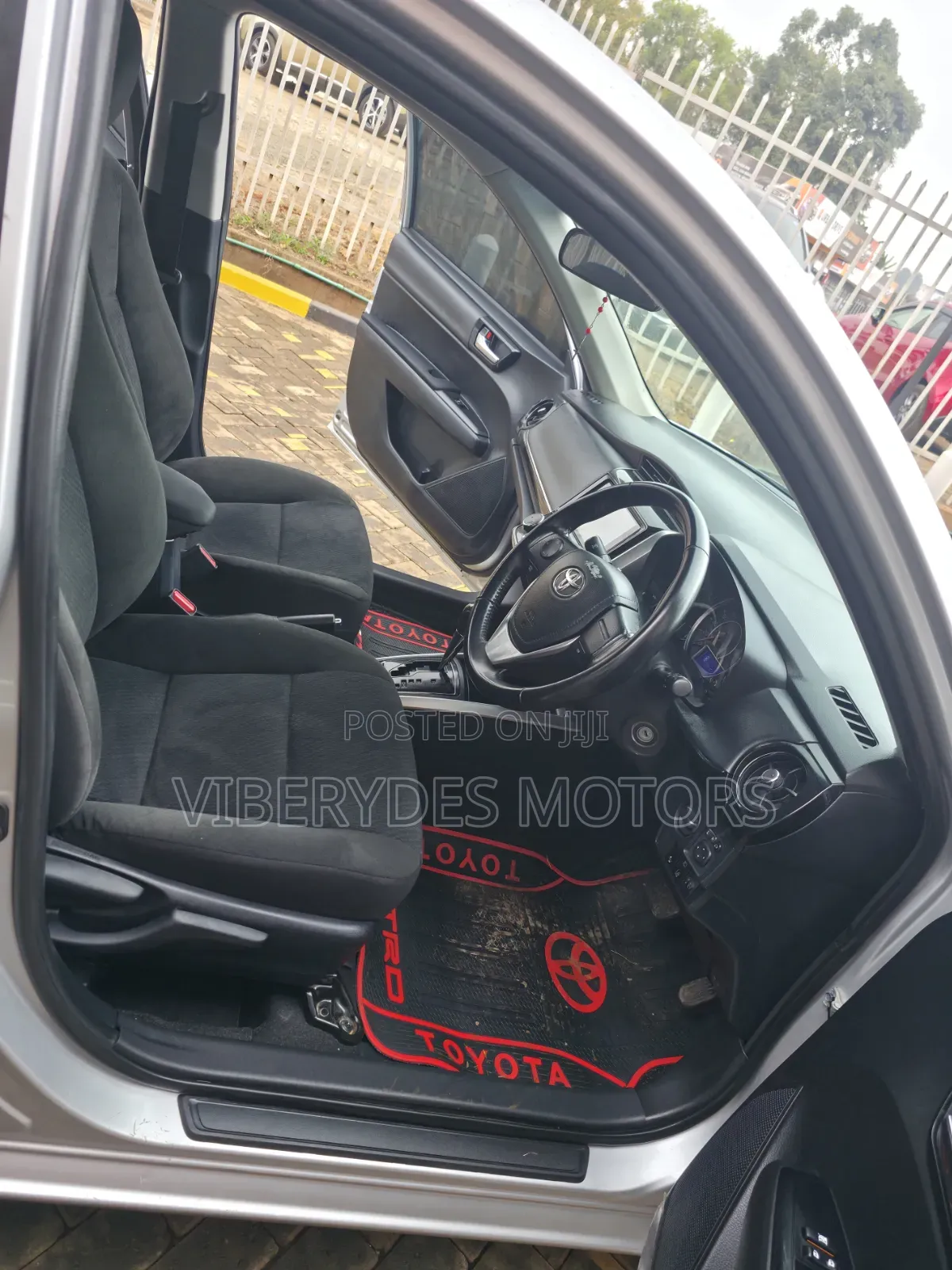 Toyota Axio 2018 Silver