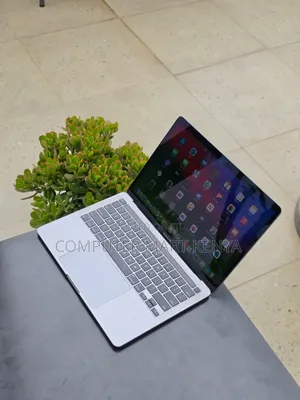 Laptop Apple MacBook Pro 2020 M1 16GB Apple M1 Pro SSD 512GB