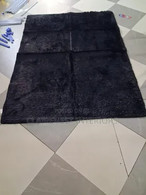 Cozy Floors for Cozy Lifestyles Red and Black Fluffy Carpets