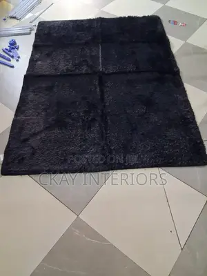 Cozy Floors for Cozy Lifestyles Red and Black Fluffy Carpets