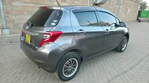Toyota Vitz 2015
