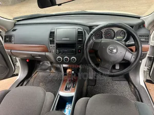 Nissan Bluebird 2010 Blue