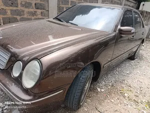 Mercedes-Benz E200 2003 Brown