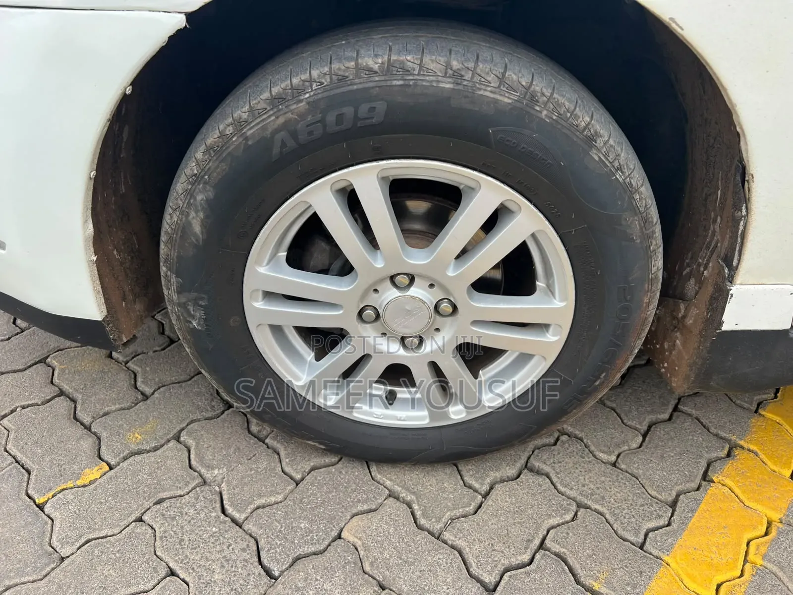 Nissan Bluebird 2010 Blue