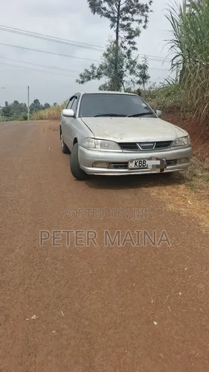 Toyota Carina 1.8 FWD Sedan 2001 Silver
