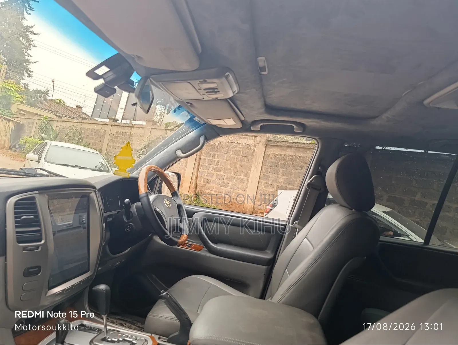 Toyota Land Cruiser 2005 Gray