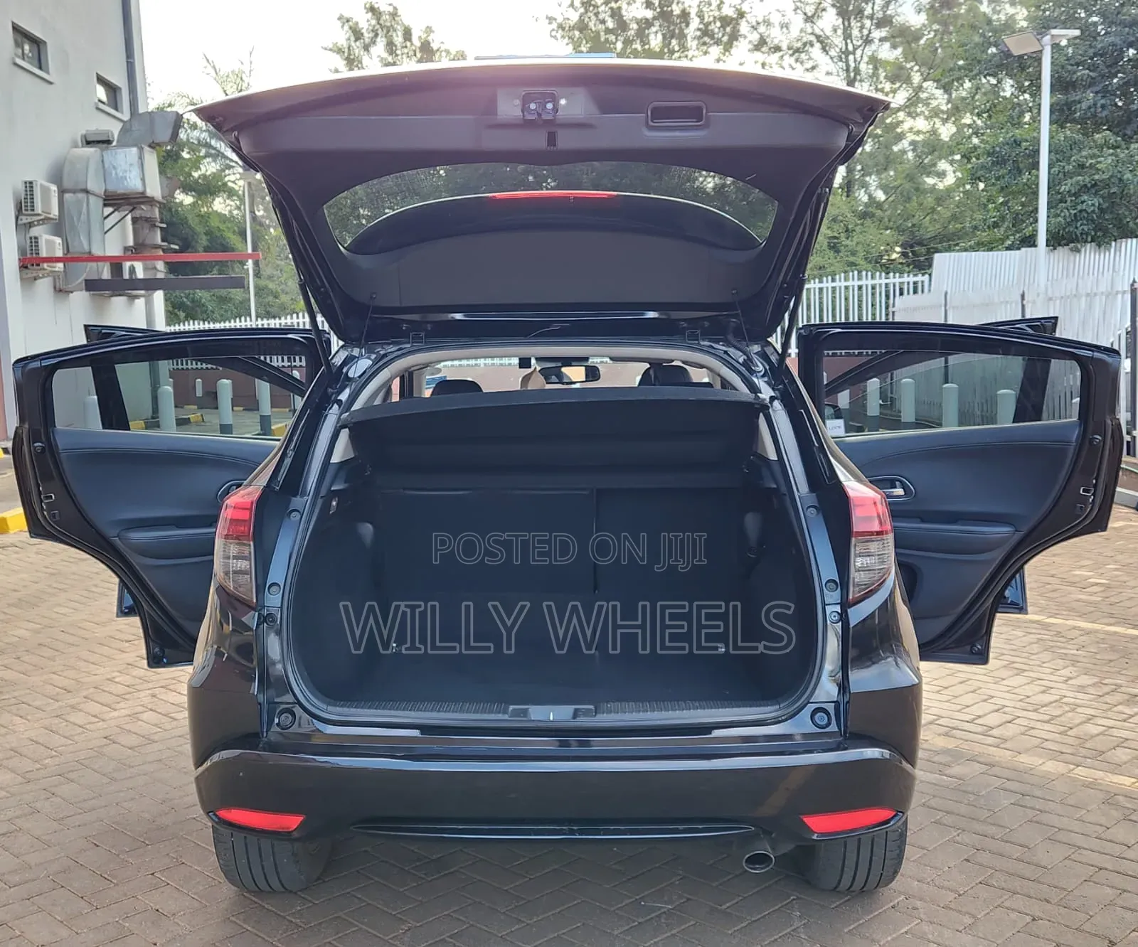 Honda Vezel 2018 Black