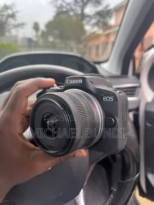 Canon R50 (Open Box)