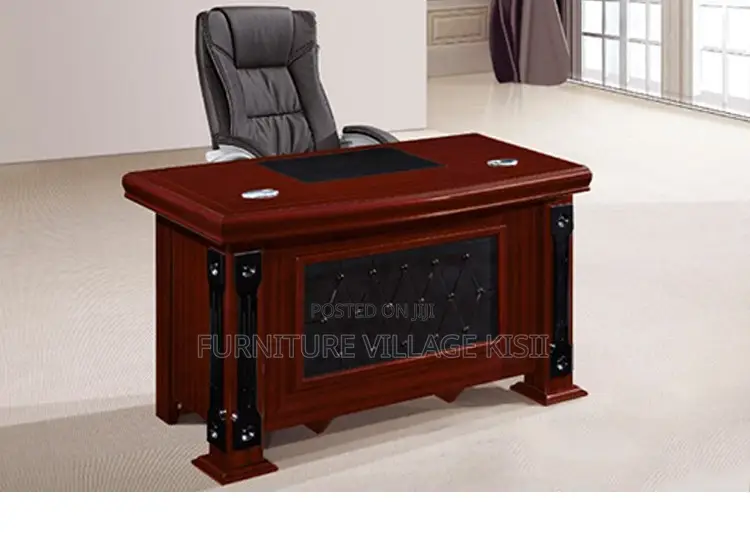 Office Desk: Executive Mahogany Desk1200mm