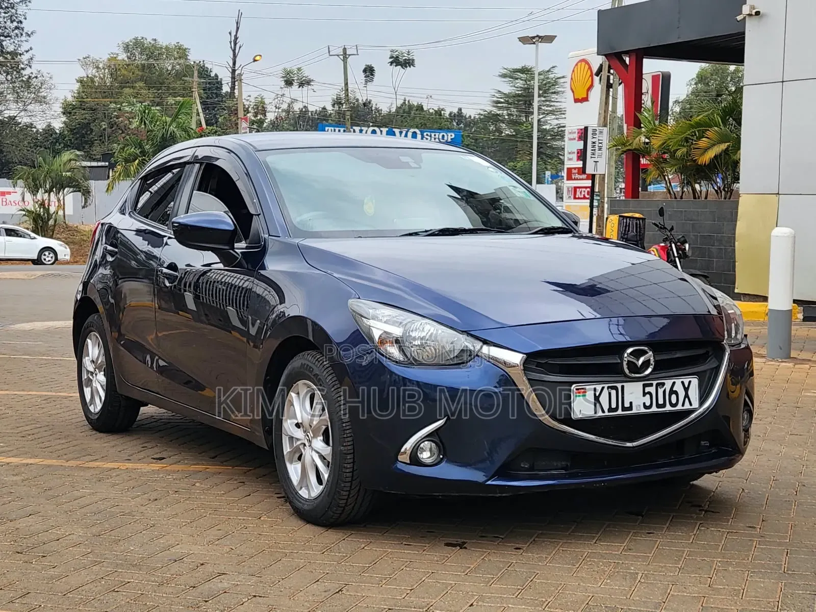 Mazda Demio 2016 Blue