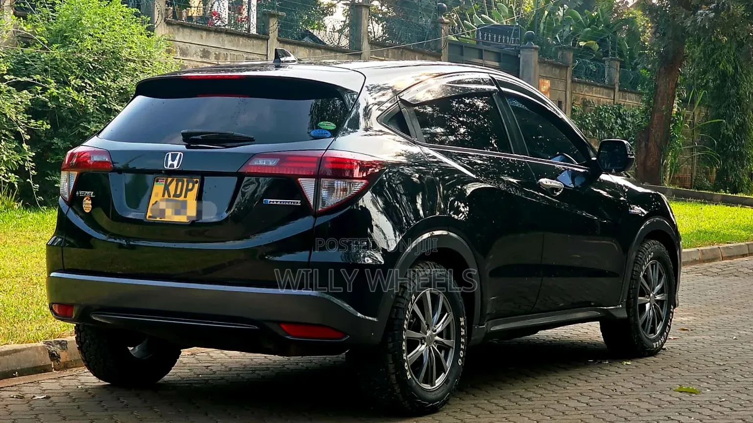 Honda Vezel 2016 Black