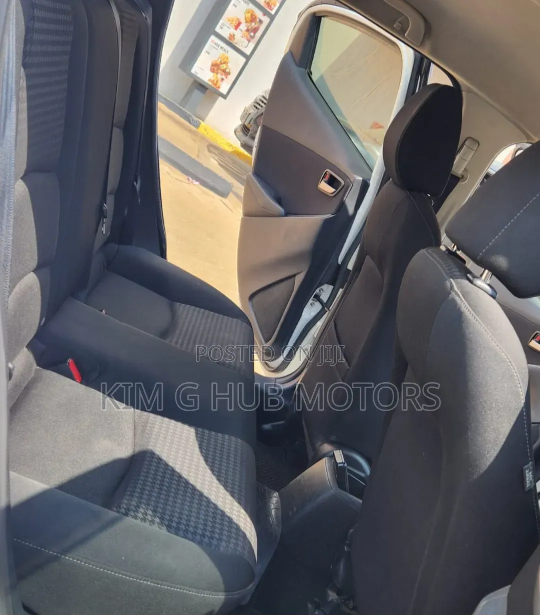 Mazda Demio 2016 Blue